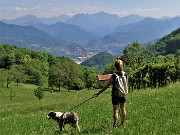 52 Panorama verso la conca di Zogno e i monti della Val Brembana